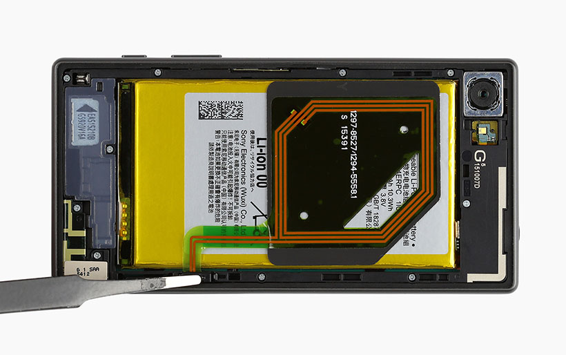 absorptie Neem de telefoon op Moedig Sony Xperia Z5 Compact NFC antenna repair guide | iDoc
