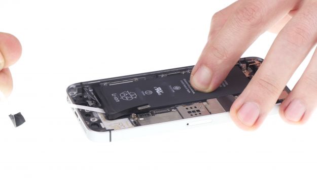 iPhone SE Akku tauschen - Reparaturanleitung | iDoc