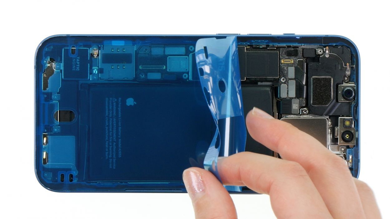 iPhone 13 speaker replacement - repair guide | iDoc